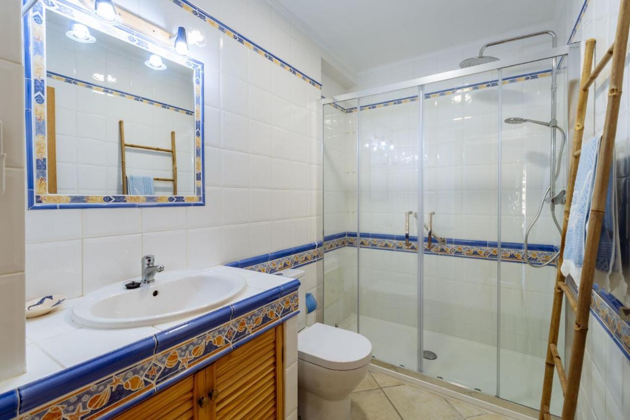 Top Renoviertes Apartment Mit Grosser Terrasse Albufeira Exterior photo